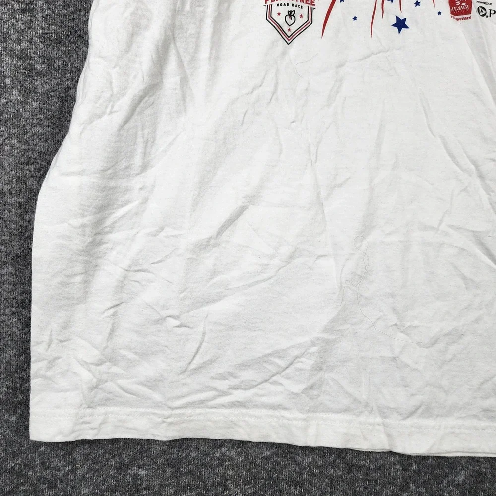 Adidas T-Shirt Mens L Peachtree Road Race White 2023 Running ATACAGIL EUC
